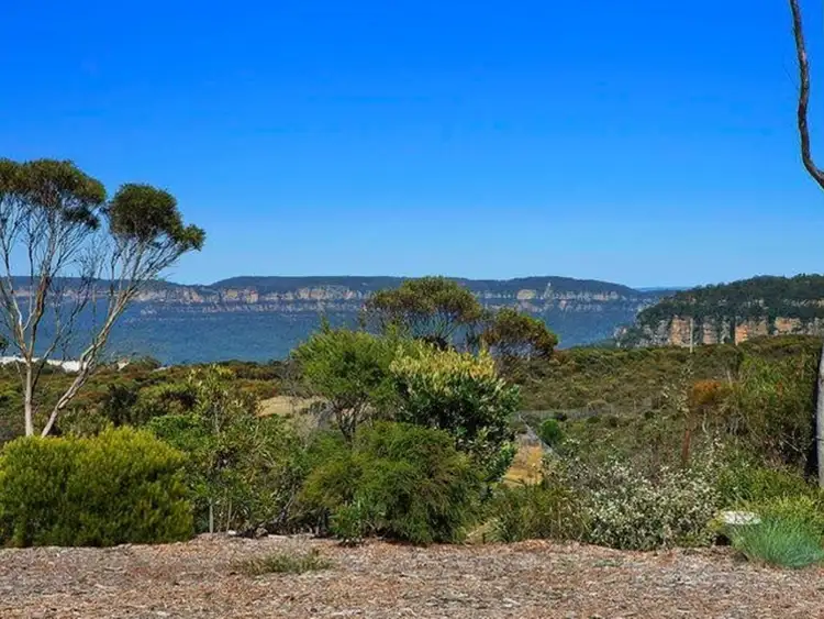 3 Coronation Road, Wentworth Falls NSW 2782