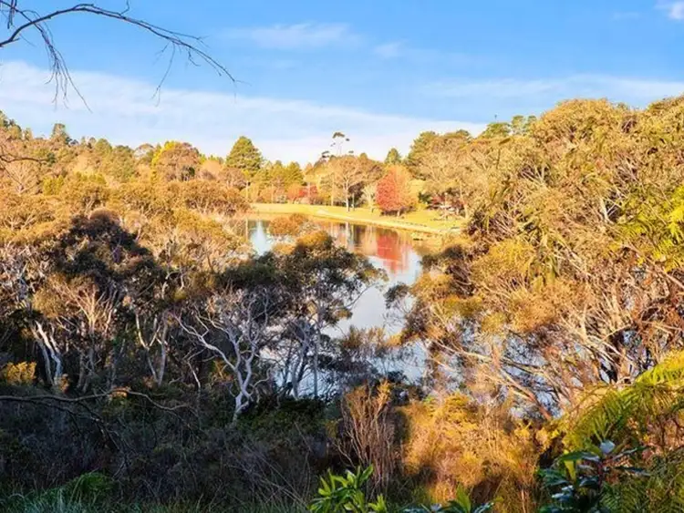 70 Banksia Road, Wentworth Falls NSW 2782