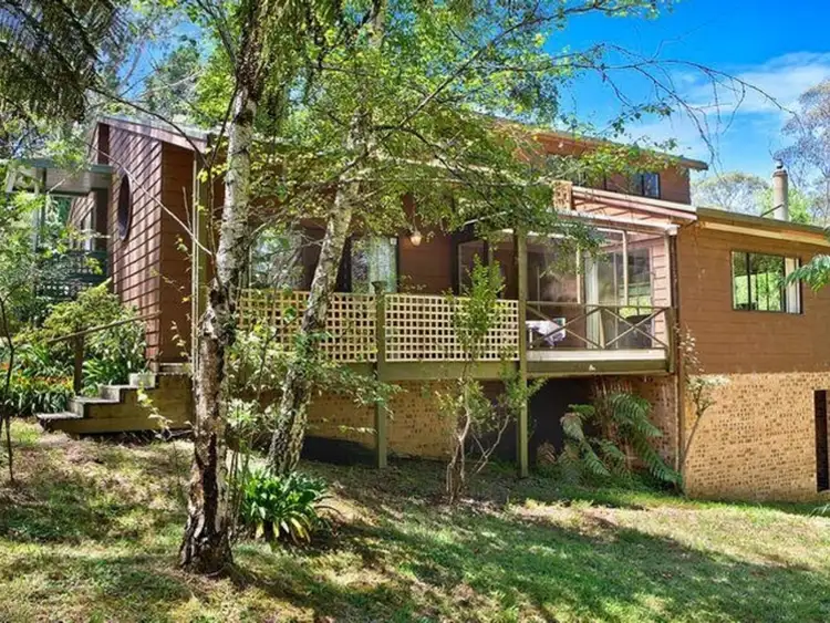 16 Farnells Road, Katoomba NSW 2780