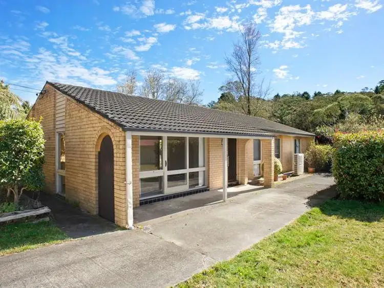 25 Sinclair Crescent, Wentworth Falls NSW 2782