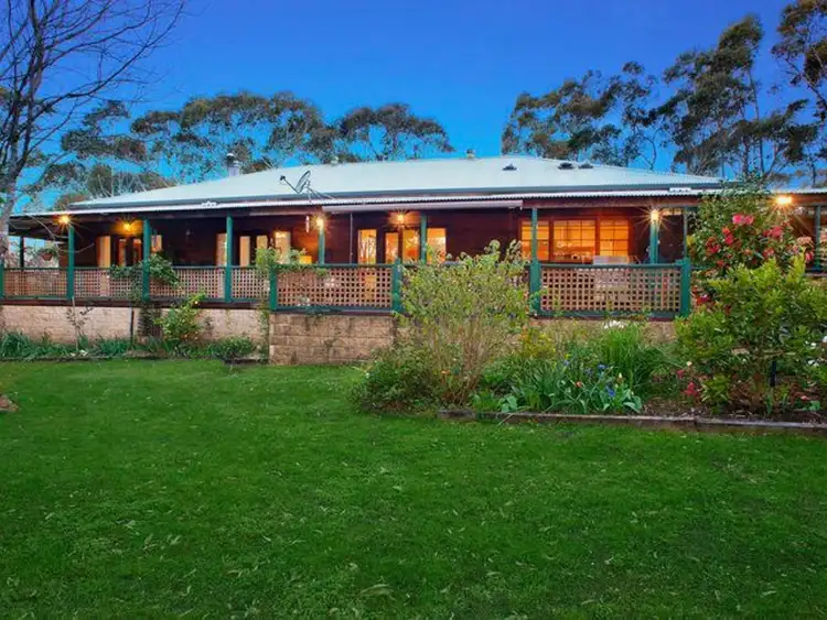 40 Somme Avenue, Wentworth Falls NSW 2782