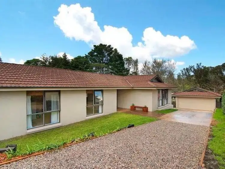 14 Pine Avenue, Wentworth Falls NSW 2782