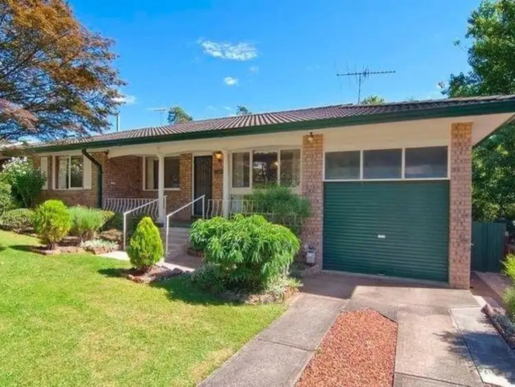 59 Yanko Avenue, Wentworth Falls NSW 2782