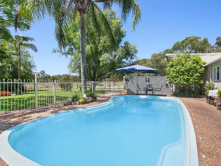 Fifth view of Homely house listing, 4 Bates Close, Tumbi Umbi NSW 2261