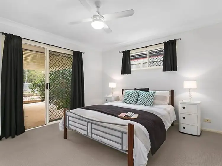 10 Luigina Close, Wakerley QLD 4154