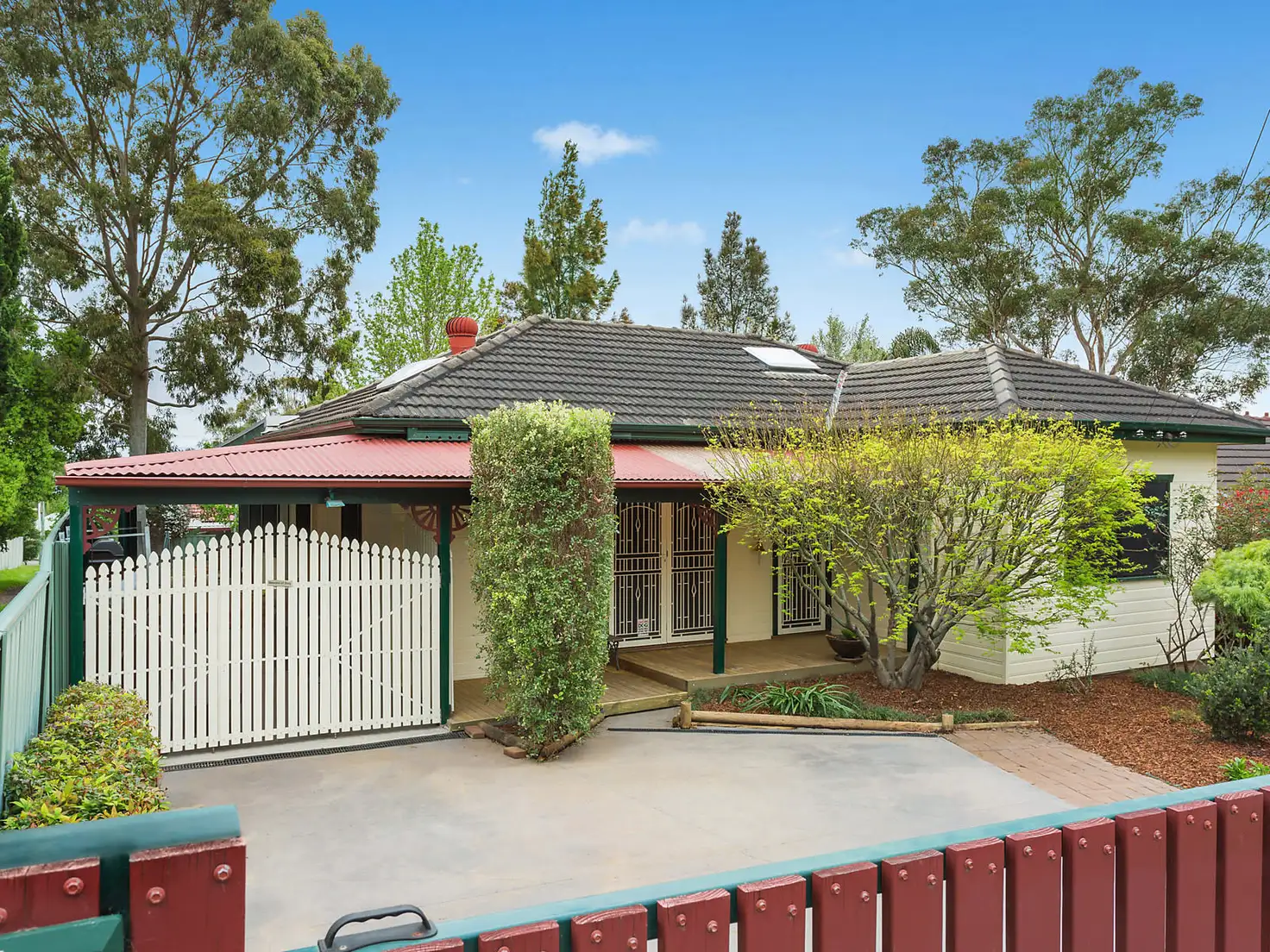 Main view of Homely house listing, 32 Haynes Avenue, Seven Hills NSW 2147