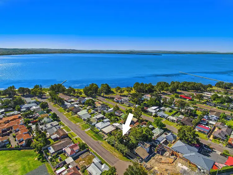 16-18 Gladstan Avenue, Long Jetty NSW 2261