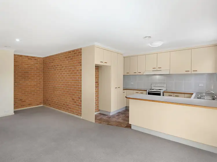 Sixth view of Homely townhouse listing, 33 Gilmore Place, Queanbeyan NSW 2620