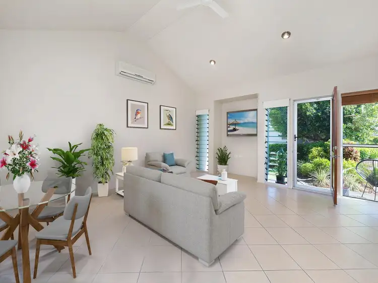 131/2 Grand Parade, Parrearra QLD 4575