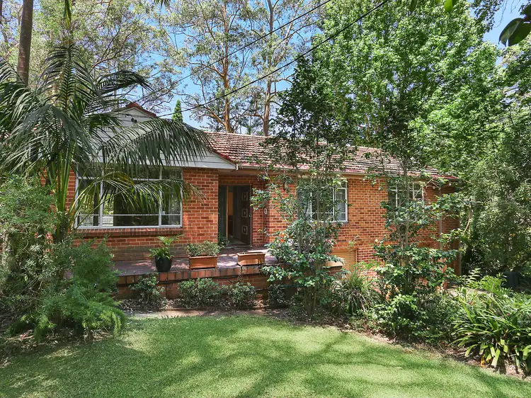 8 Seaton Avenue, Wahroonga NSW 2076