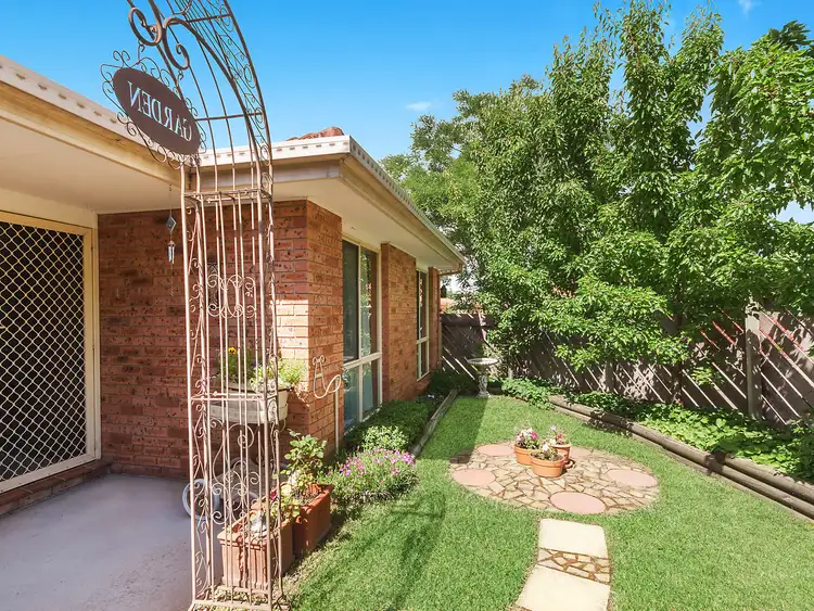 4/2 Jane Price Crescent, Conder ACT 2906
