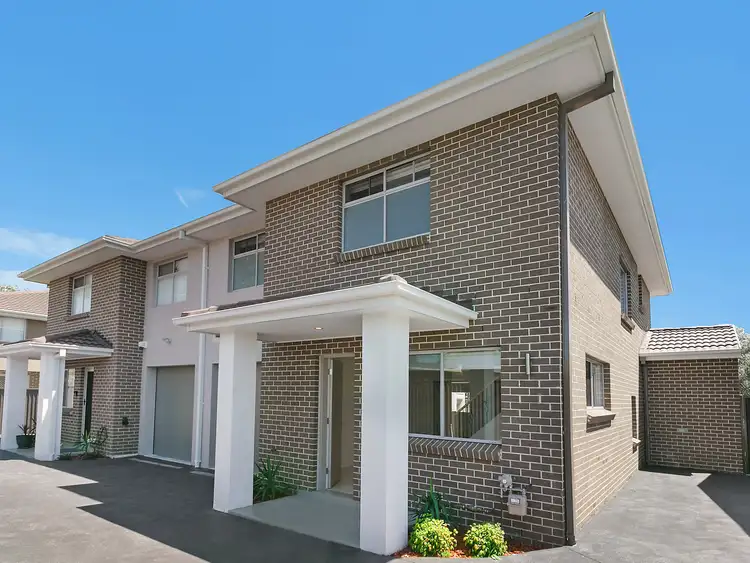 4/48 Johnstone Street, Peakhurst NSW 2210