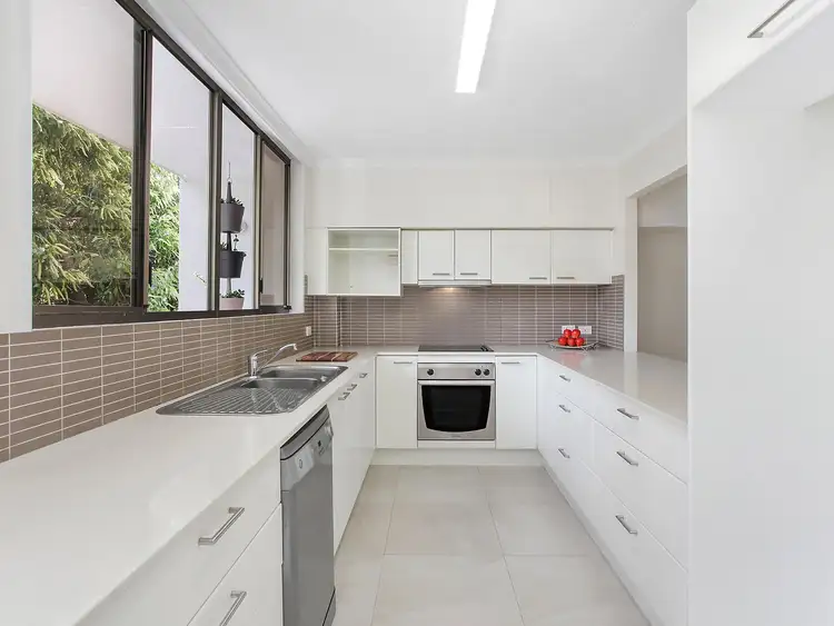 Fourth view of Homely townhouse listing, 33/7 Campbell Street, Bundall QLD 4217