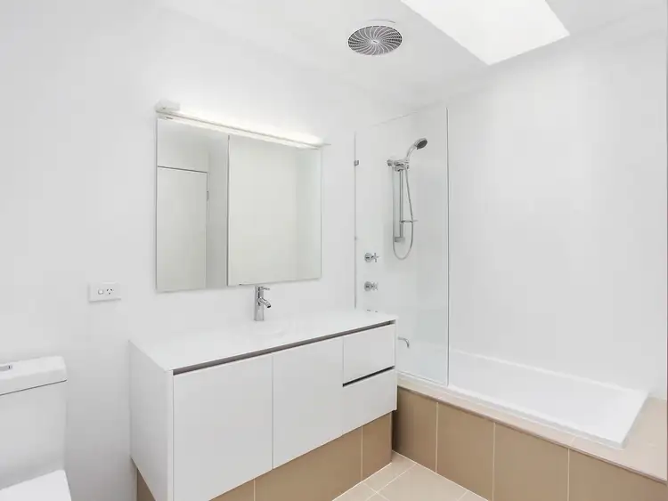 Seventh view of Homely townhouse listing, 33/7 Campbell Street, Bundall QLD 4217