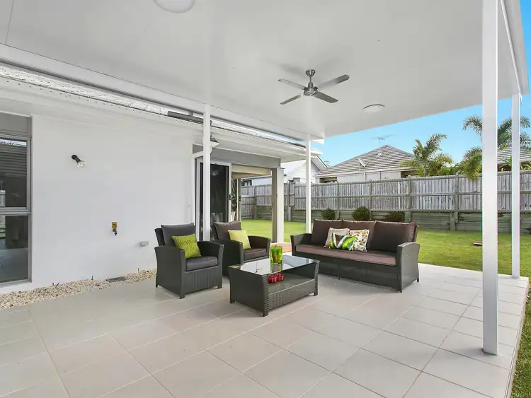 18 Macquarie Street, Wakerley QLD 4154