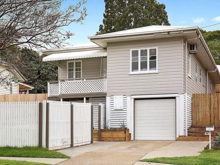 38 Harman Street, Manly QLD 4179