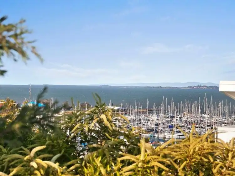 15 Valetta Street, Manly QLD 4179
