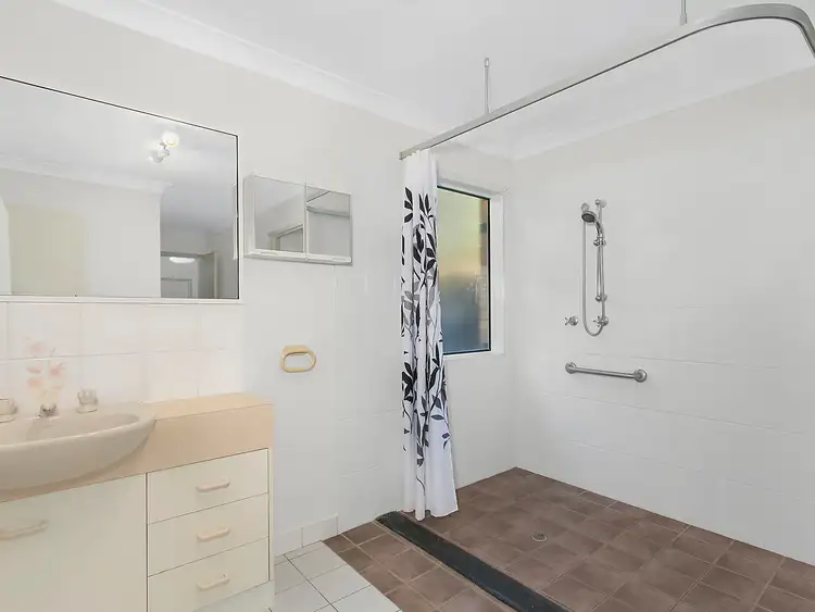 Fifth view of Homely villa listing, 1/144 Birdwood Road, Carina Heights QLD 4152