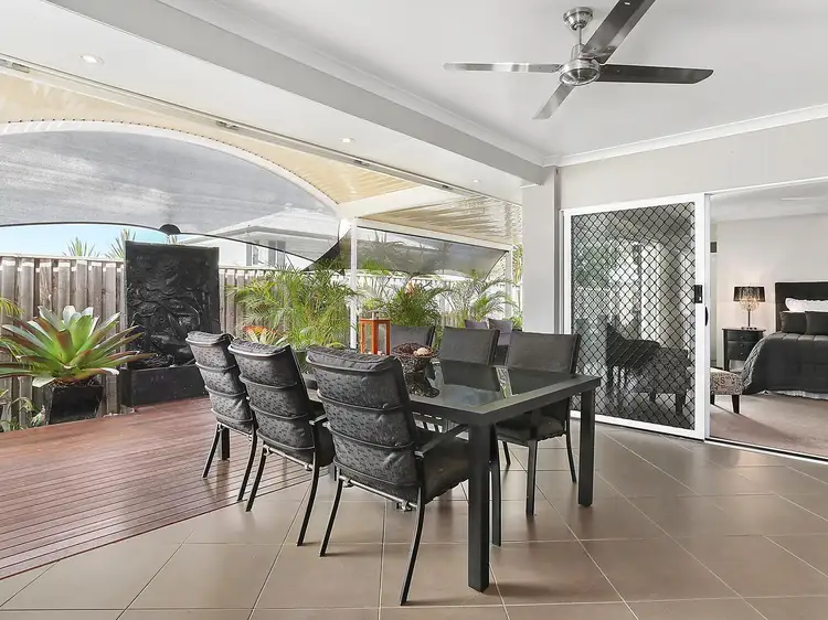 45 Sylvateere Crescent, Wakerley QLD 4154