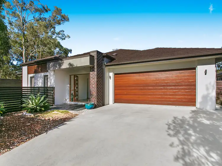 33 Red Gum Crescent, Wakerley QLD 4154