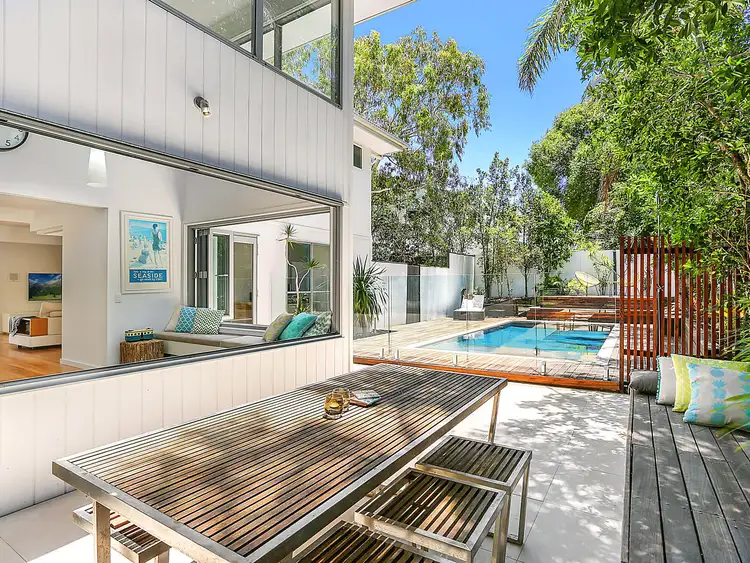 3 Resolute Street, Sunrise Beach QLD 4567