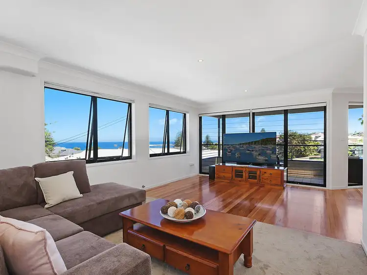 Sixth view of Homely house listing, 18 Narrawa Avenue, Blue Bay NSW 2261