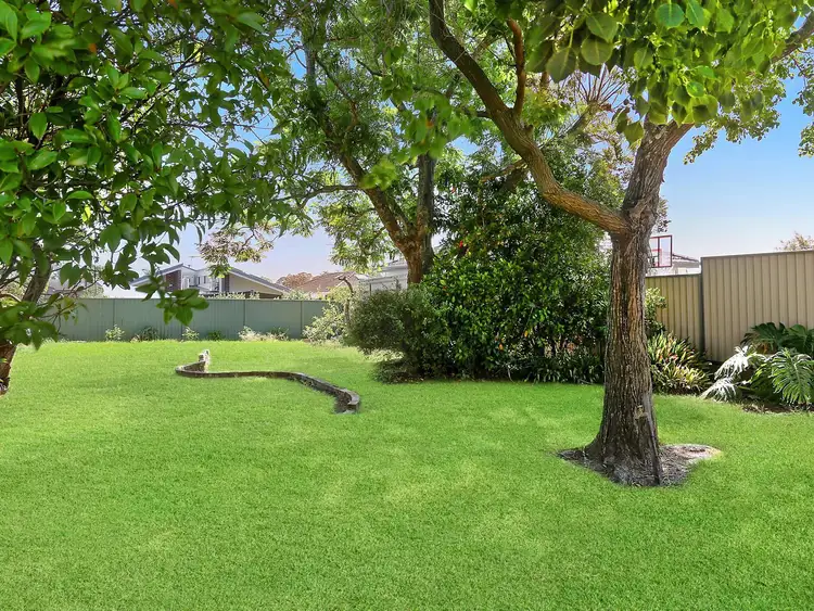 Sixth view of Homely house listing, 7 Halley Avenue, Bexley NSW 2207