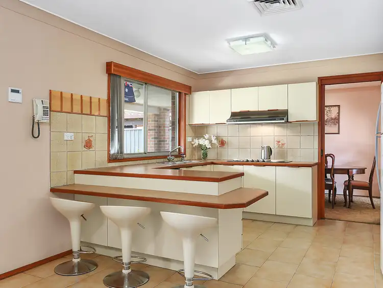 Second view of Homely house listing, 3 Quinn Place, Prairiewood NSW 2176
