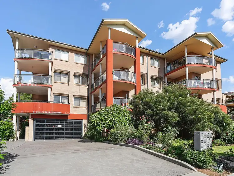 8/14 Fairlight Avenue, Fairfield NSW 2165