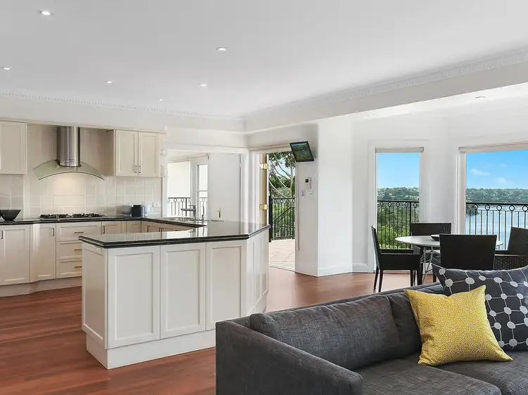 Sixth view of Homely house listing, 11 The Battlement, Castlecrag NSW 2068