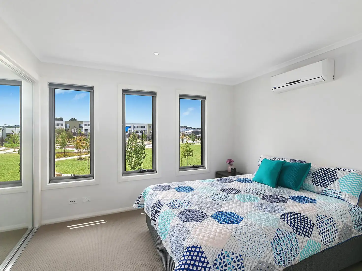 Main view of Homely villa listing, 27/15 Andersch Street, Casey ACT 2913