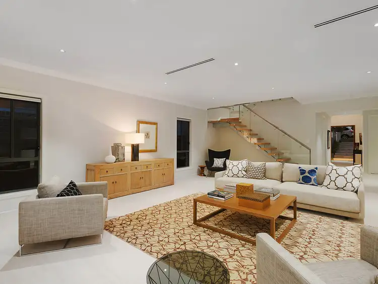 12 Baringa Road, Northbridge NSW 2063