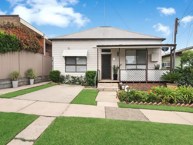 22 Brown Street, Wallsend NSW 2287