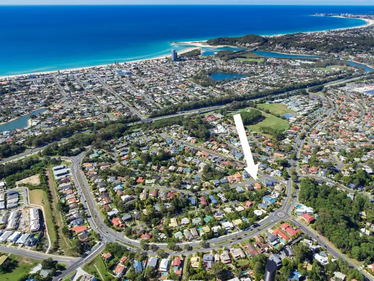 Sixth view of Homely house listing, 4 Crest Drive, Elanora QLD 4221