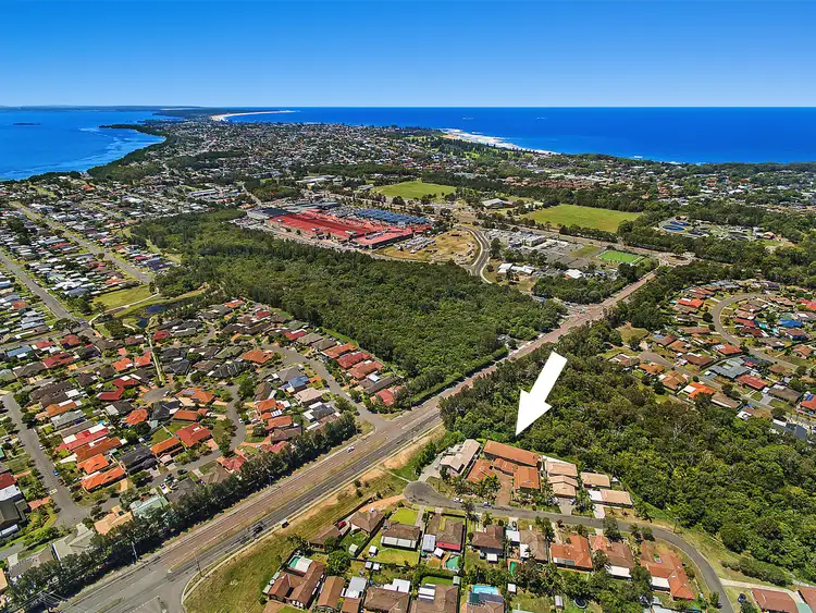 Second view of Homely townhouse listing, 3/10 Richmond Close, Bateau Bay NSW 2261