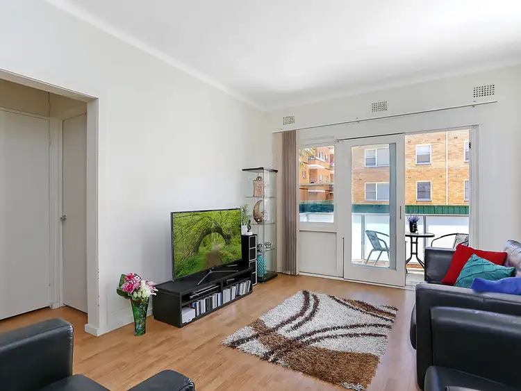 Main view of Homely unit listing, 4/42 Crawford Road, Brighton-le-sands NSW 2216