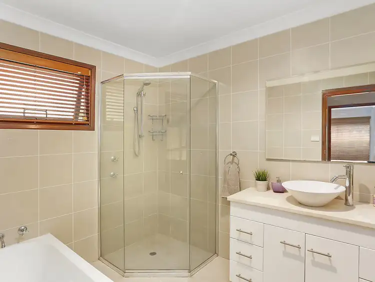 Fifth view of Homely house listing, 6 Gray Place, Kings Langley NSW 2147
