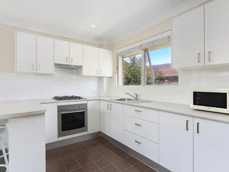 Third view of Homely apartment listing, 9/31 Hawkesbury Avenue, Dee Why NSW 2099