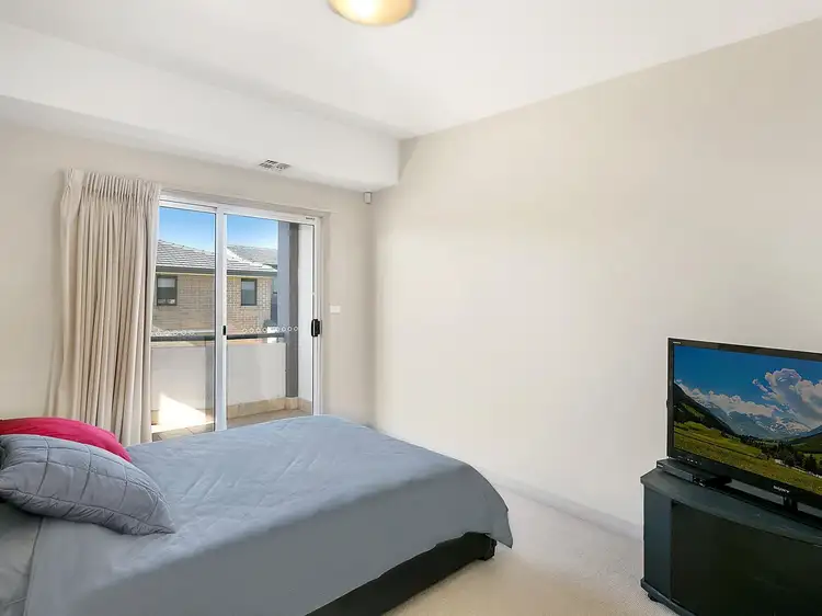 Fourth view of Homely house listing, 2/3 Ross Road, Queanbeyan NSW 2620