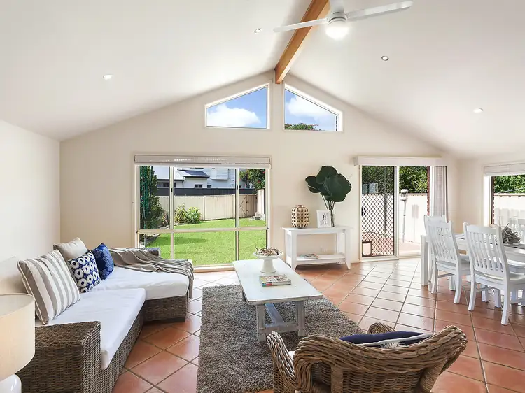 11 Bangalow Street, Ettalong Beach NSW 2257