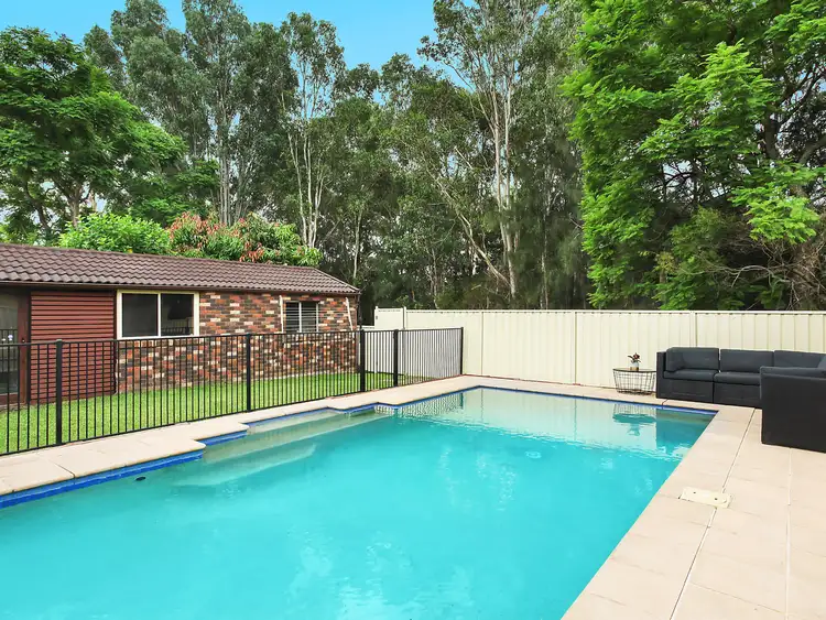 29 Lodge Avenue, Old Toongabbie NSW 2146