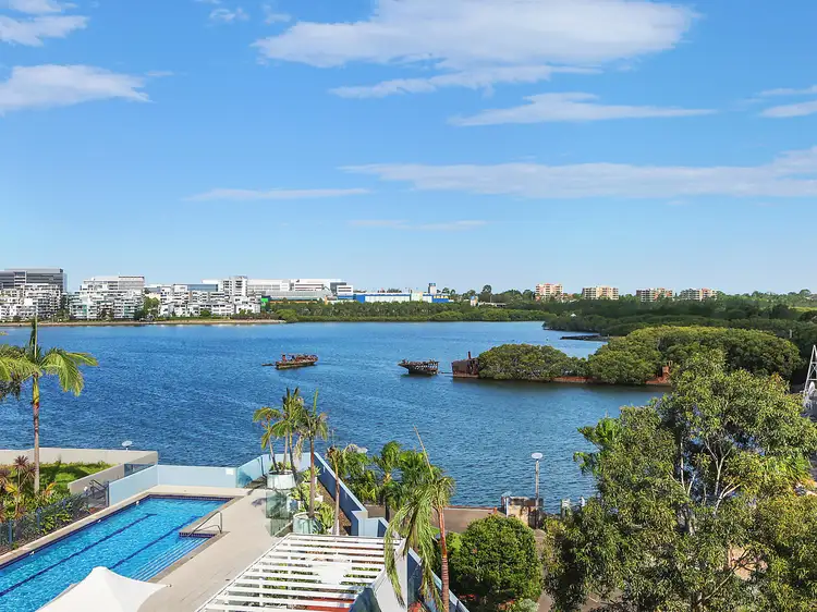 675/4 The Crescent, Wentworth Point NSW 2127