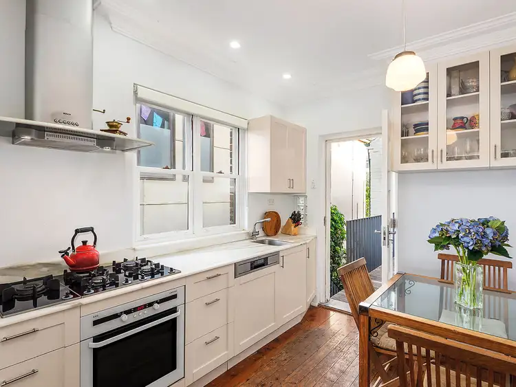 Sixth view of Homely apartment listing, 4/19 Busby Parade, Bronte NSW 2024