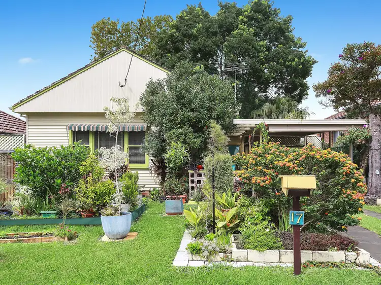 17 Wilbur Street, Greenacre NSW 2190