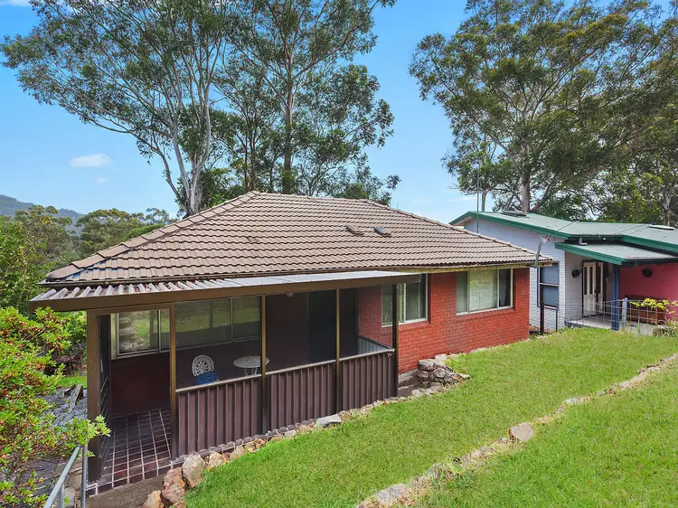 16 Chestnut Street, Wyoming NSW 2250