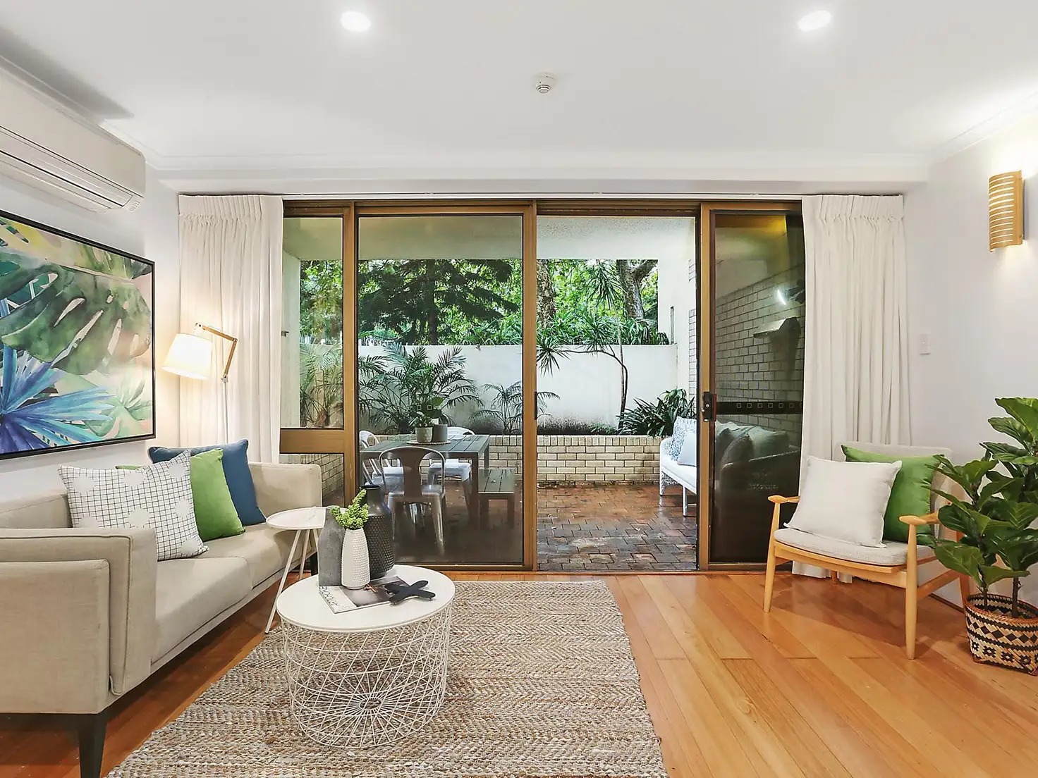 Main view of Homely apartment listing, 2/1 Boomerang Place, Woolloomooloo NSW 2011