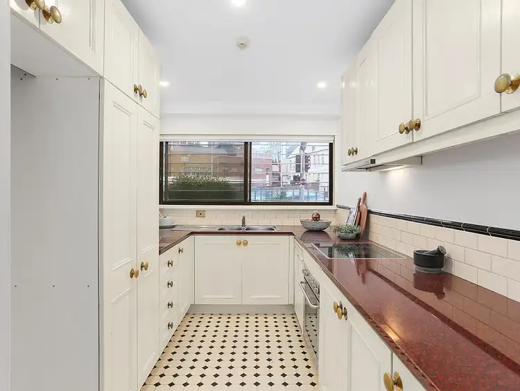 Third view of Homely apartment listing, 2/1 Boomerang Place, Woolloomooloo NSW 2011
