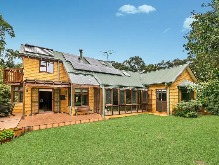 84a Genevieve Road, Bullaburra NSW 2784