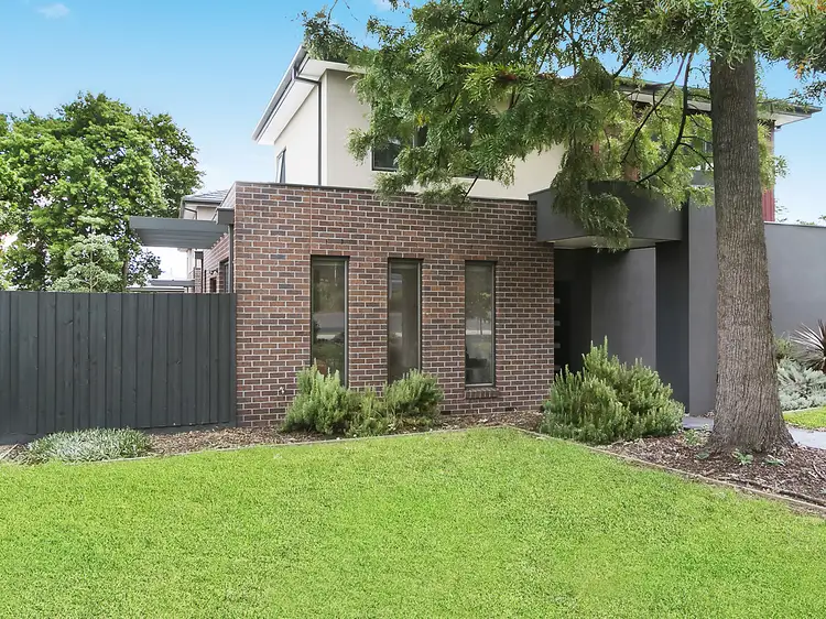 1/338 Mt Dandenong Road, Croydon VIC 3136