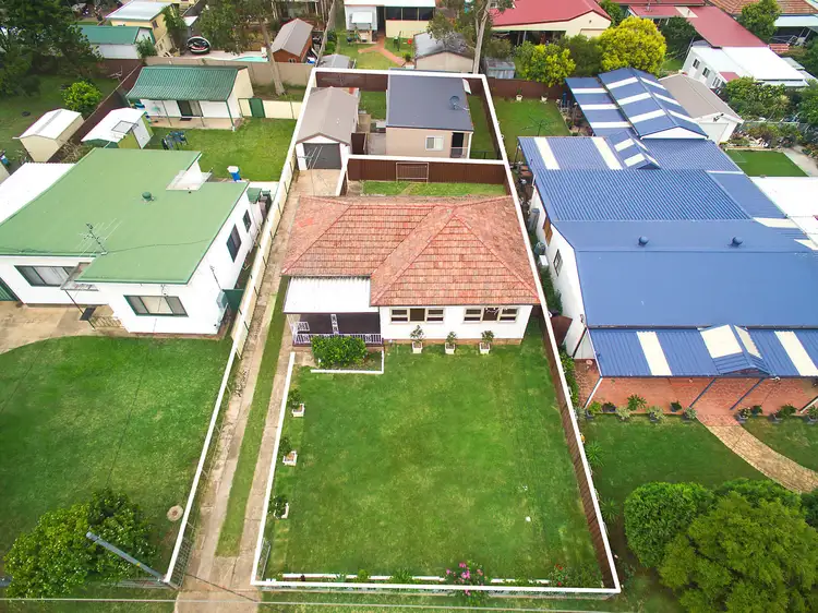 6 Monash Road, Blacktown NSW 2148